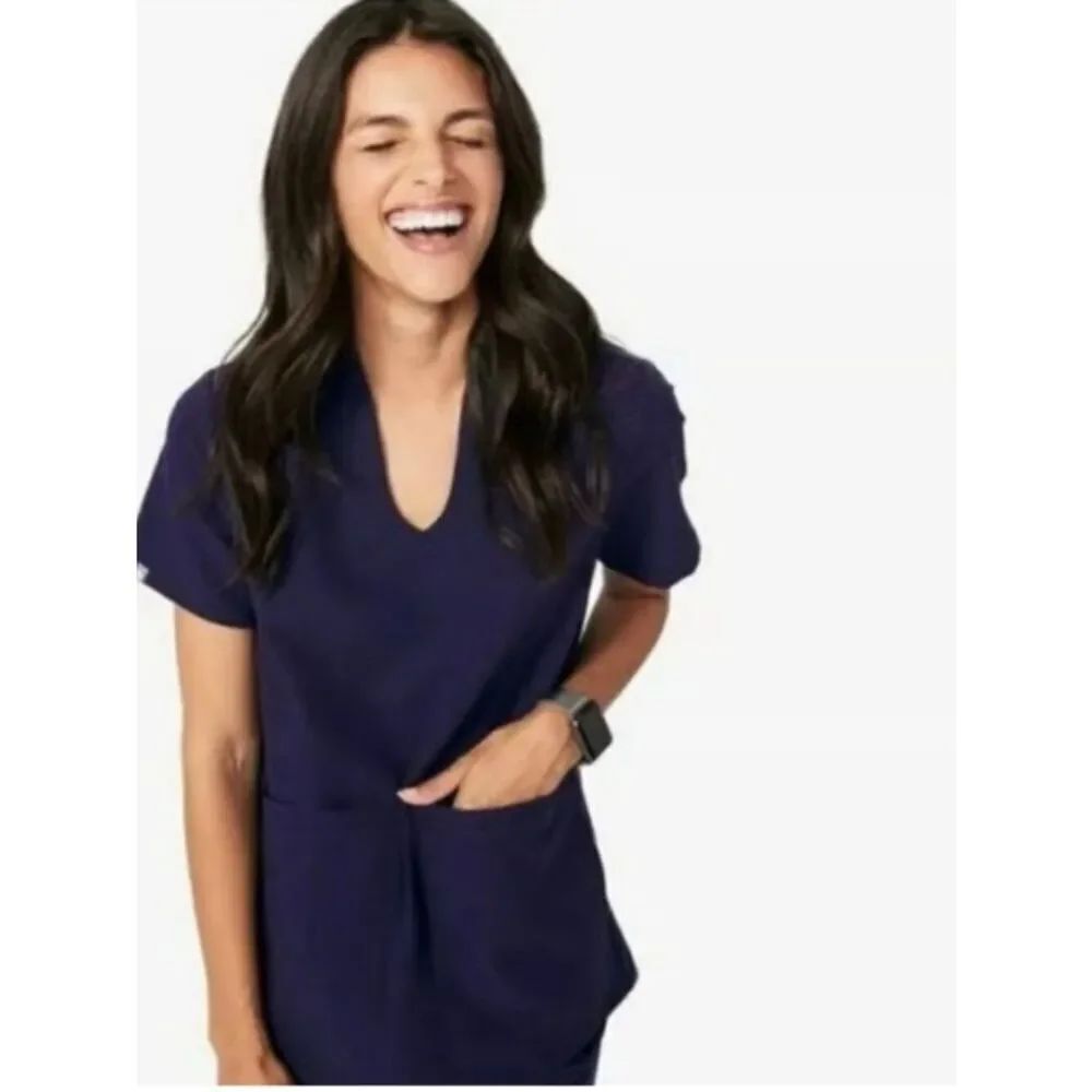 EUC FIGS Banepa Oversized Pocket Scrub Top Navy Short Sleeve in Size S